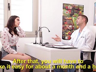 Cosset Bootyful Valentina Nappi seduz seu médico e é pregado