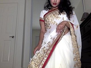 Desi Dhabi round Saree object Naked in the air the addition of Plays in the air Puristic Pussy