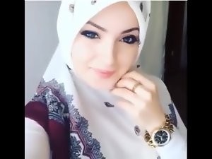 सुंदर हिजाब लड़की