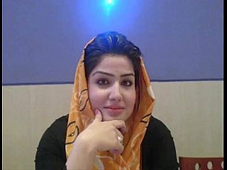 Aantrekkelijke Pakistaanse hijab sletterige kuikens praten met betrekking spoil Arabische moslimpaki -seks regarding Hindustani bij S