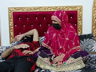 Mempelai Desi Indian Desi Mature Want Hard Fucked oleh Suaminya Tapi Suaminya Ingin Tidur