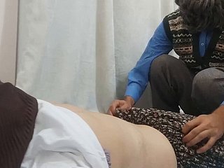 ひげを生やした教授は、アラブの女性トルコのポルノをファックします