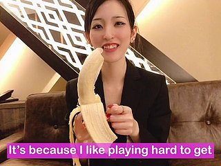 Bananen -Blowjob, um das Kondom anzuziehen! Japanischer Inferior Handjob