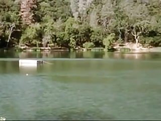 Озеро Последствие Полный Эротика Softcore Movie (1993)
