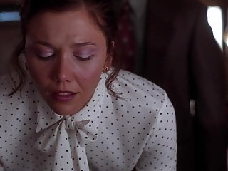 Maggie Gyllenhaal - Sekreter (2002