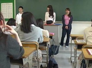 sekolah Jepang dari neraka dengan Facesitting ekstrim Dengan Terjemahan